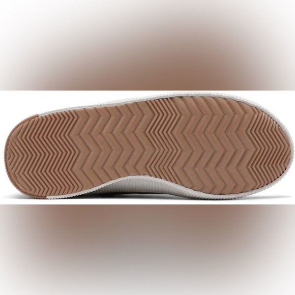 Sorel Women Green Sneakers with Tan Sole - Picture 5 of 7